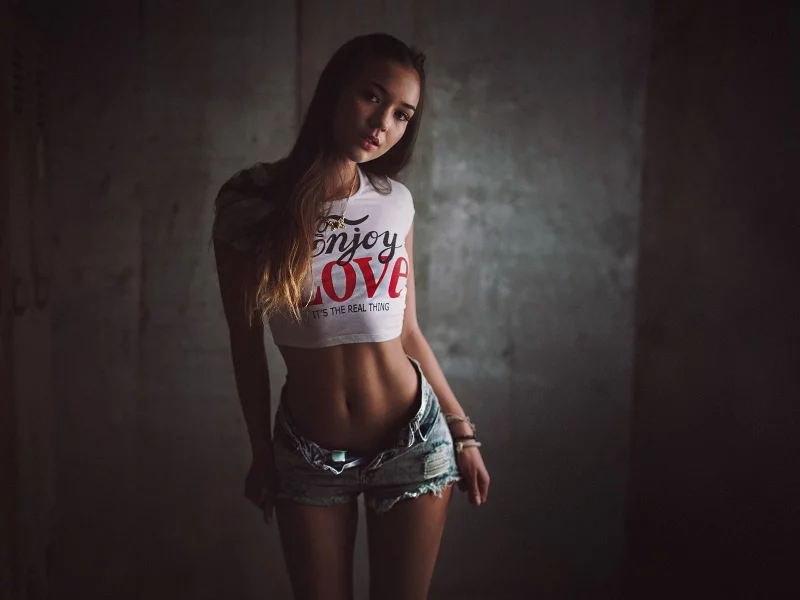 девушка, красивая фигура, взгляд