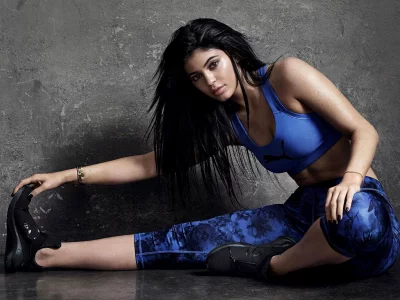 брюнетка, kylie jenner
