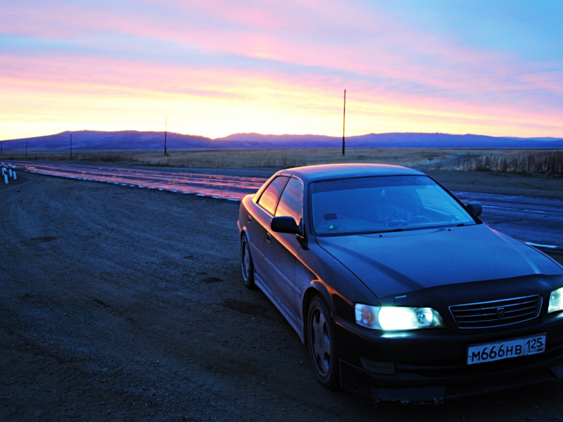 Вечерний фотосет Toyota Mark