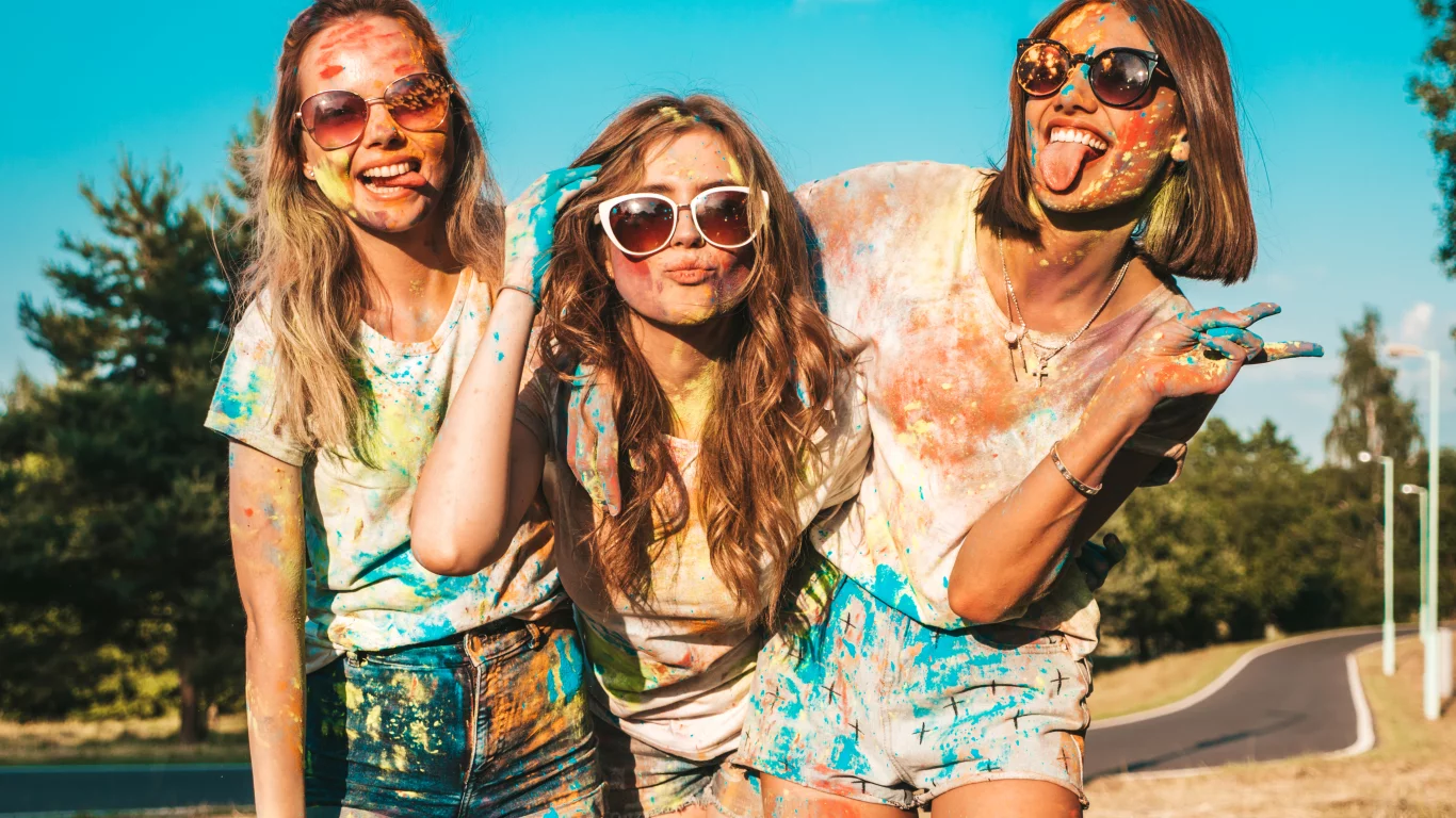 girl, beautiful, cute, shorts, glasses, party