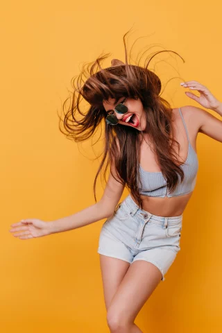 girl, beautiful, pretty, shorts, glasses, hat