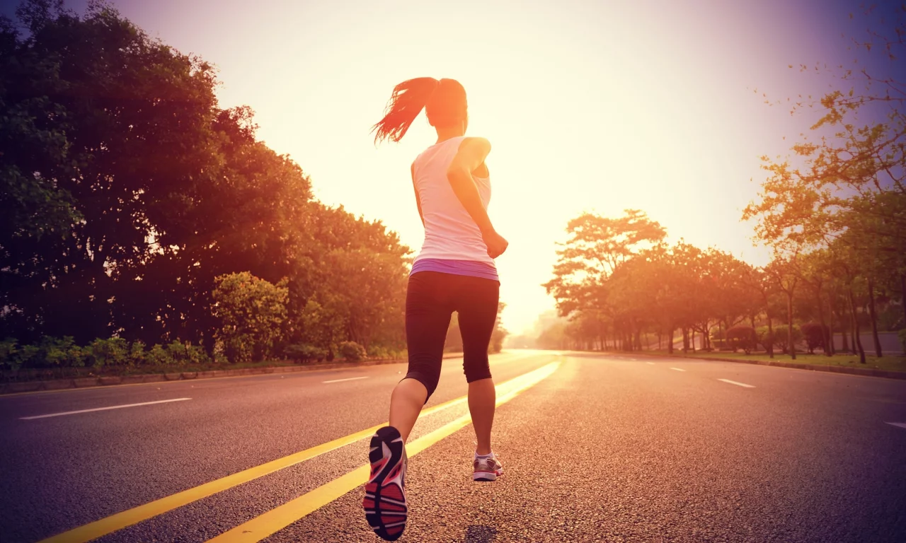 girl, run in road