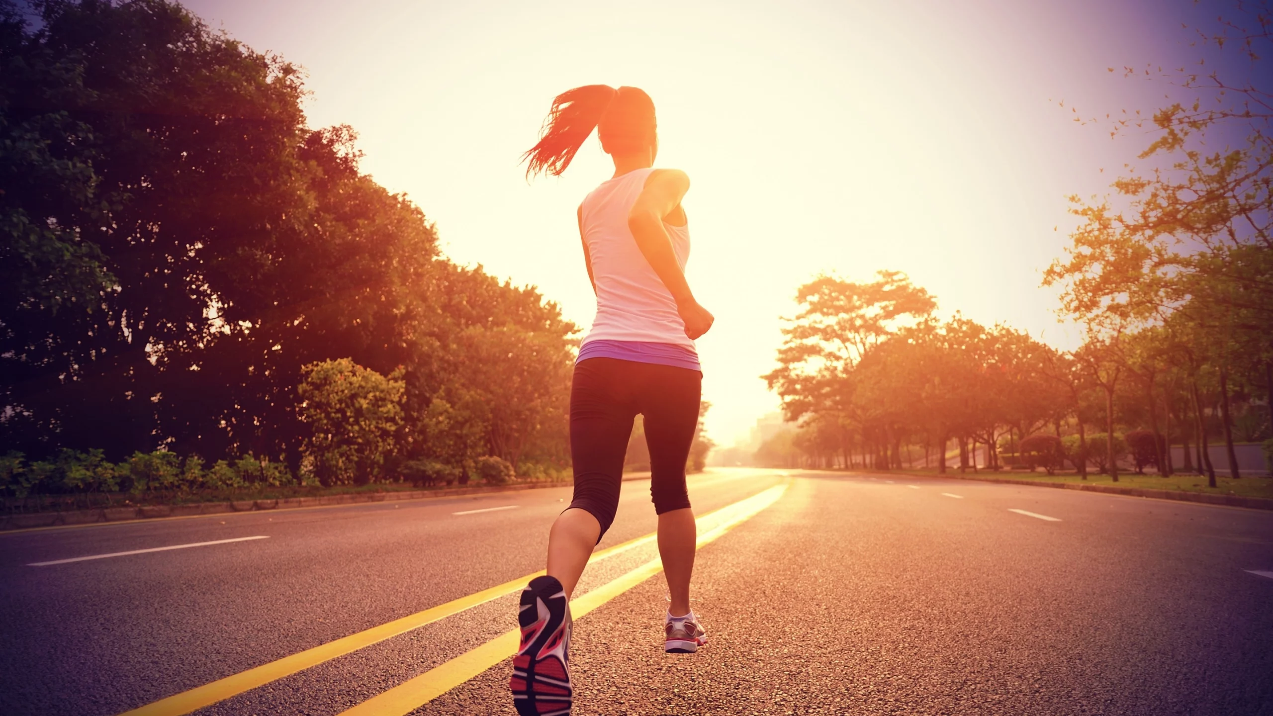 girl, run in road