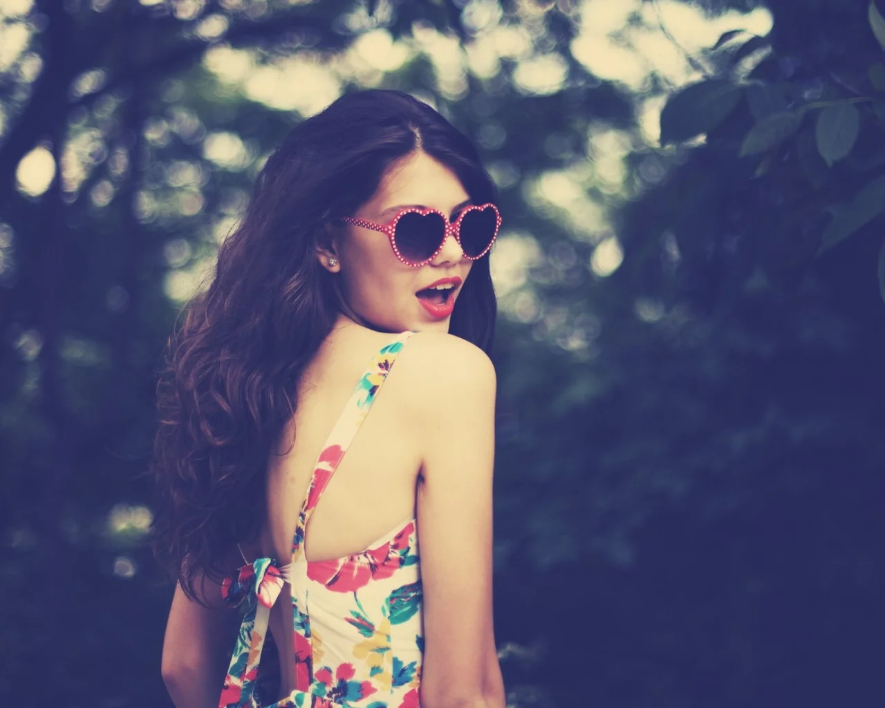 brunette girl, beautiful, smile