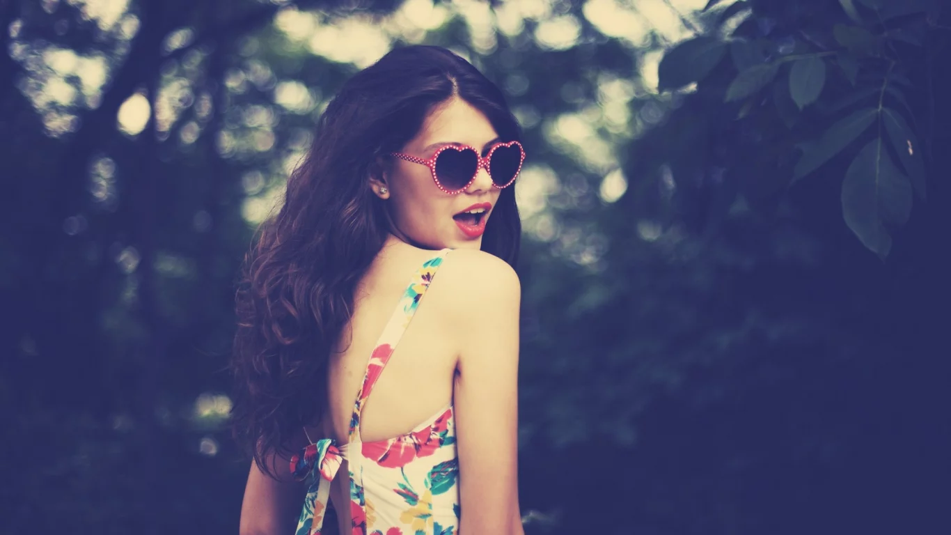 brunette girl, beautiful, smile