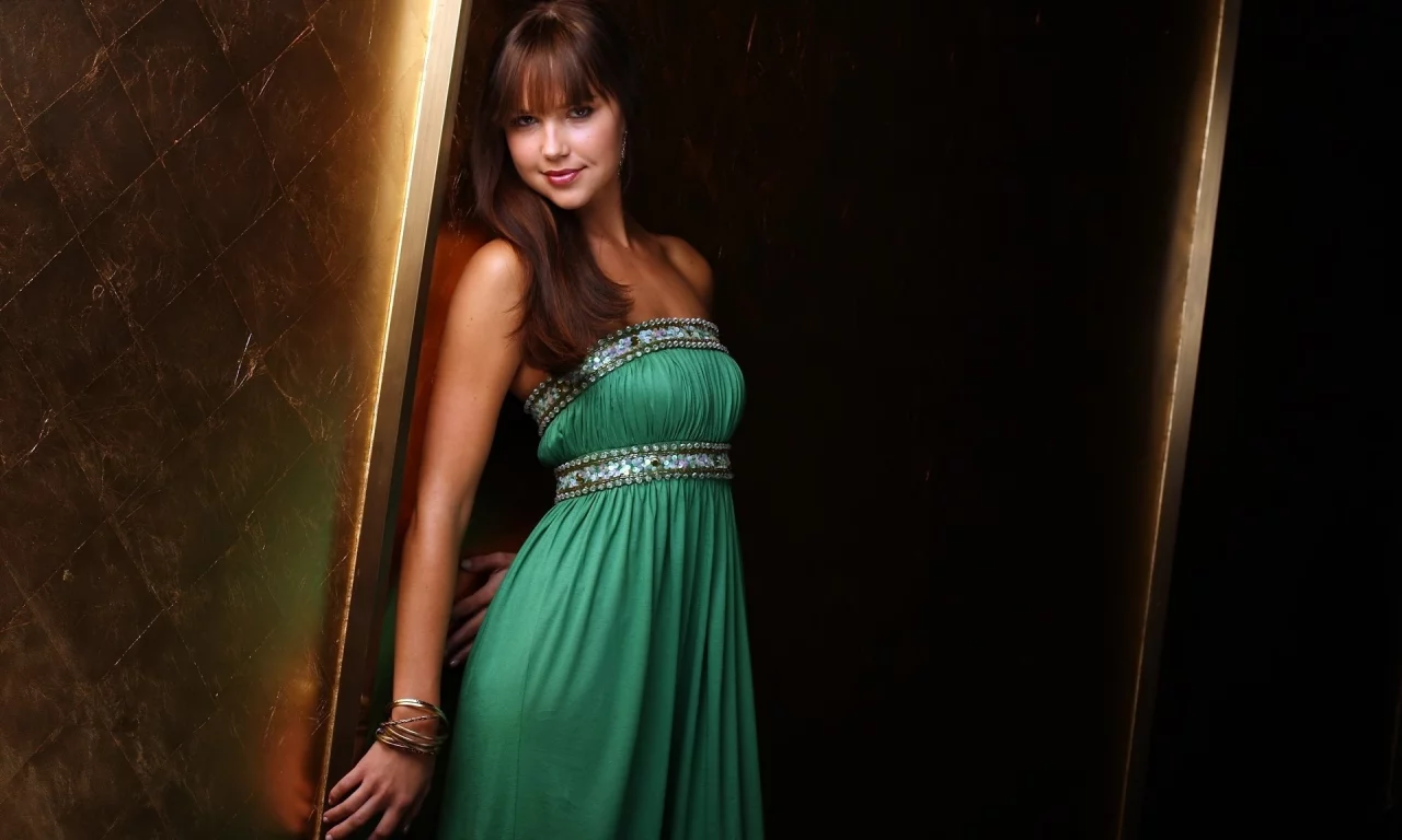 actress, arielle keb