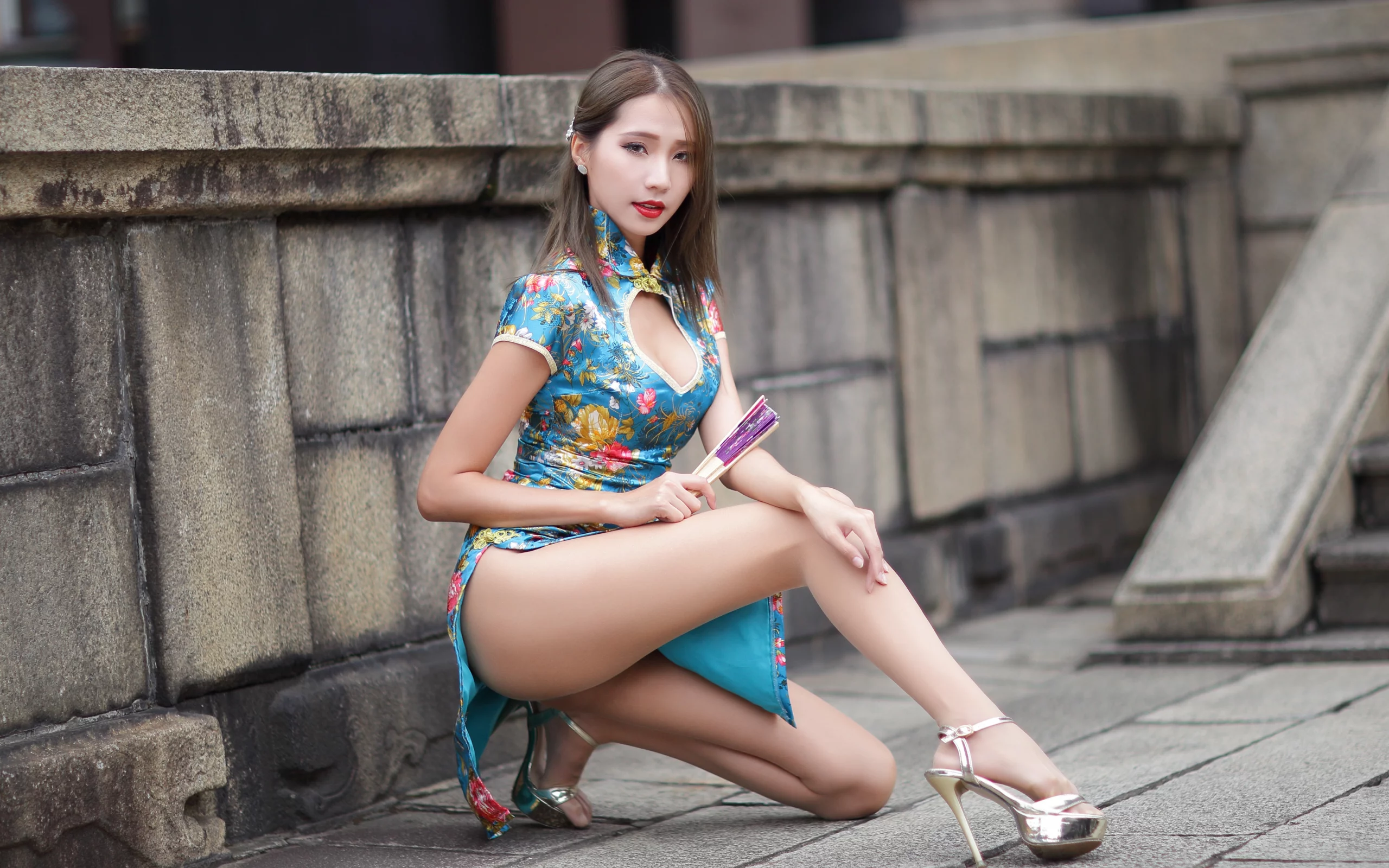 азиаты