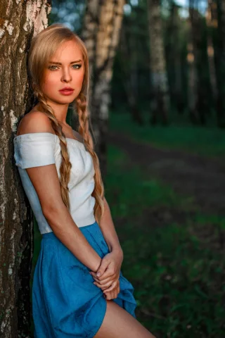 Девушка