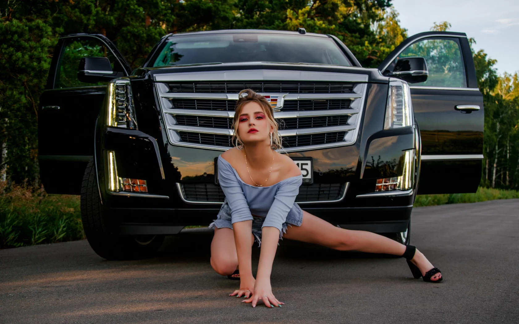 авто с девушкой