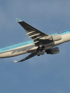 Airbus A330 aircraft airline Korean Air