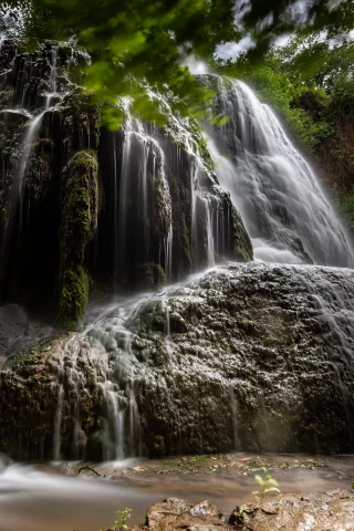 вода