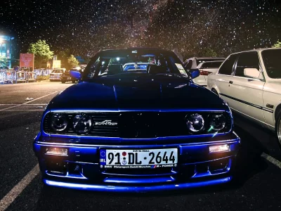 BMW E30