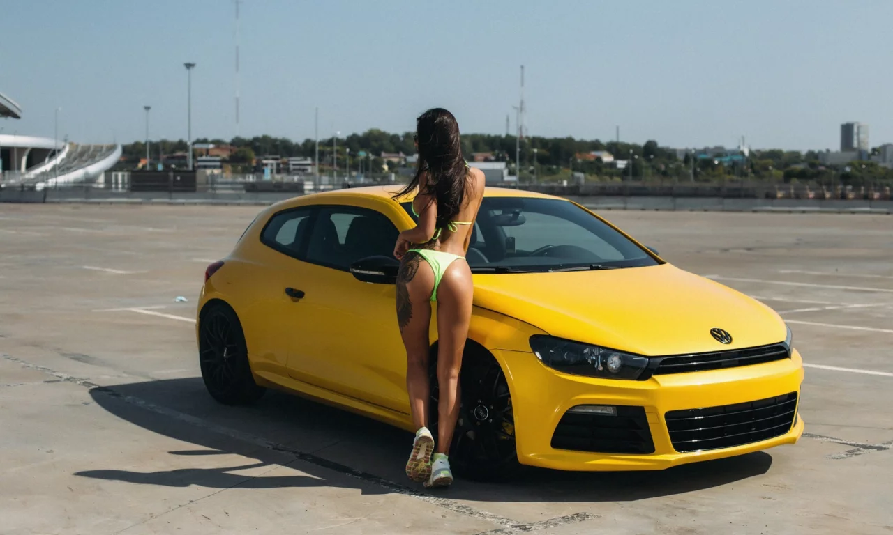 авто с девушкой