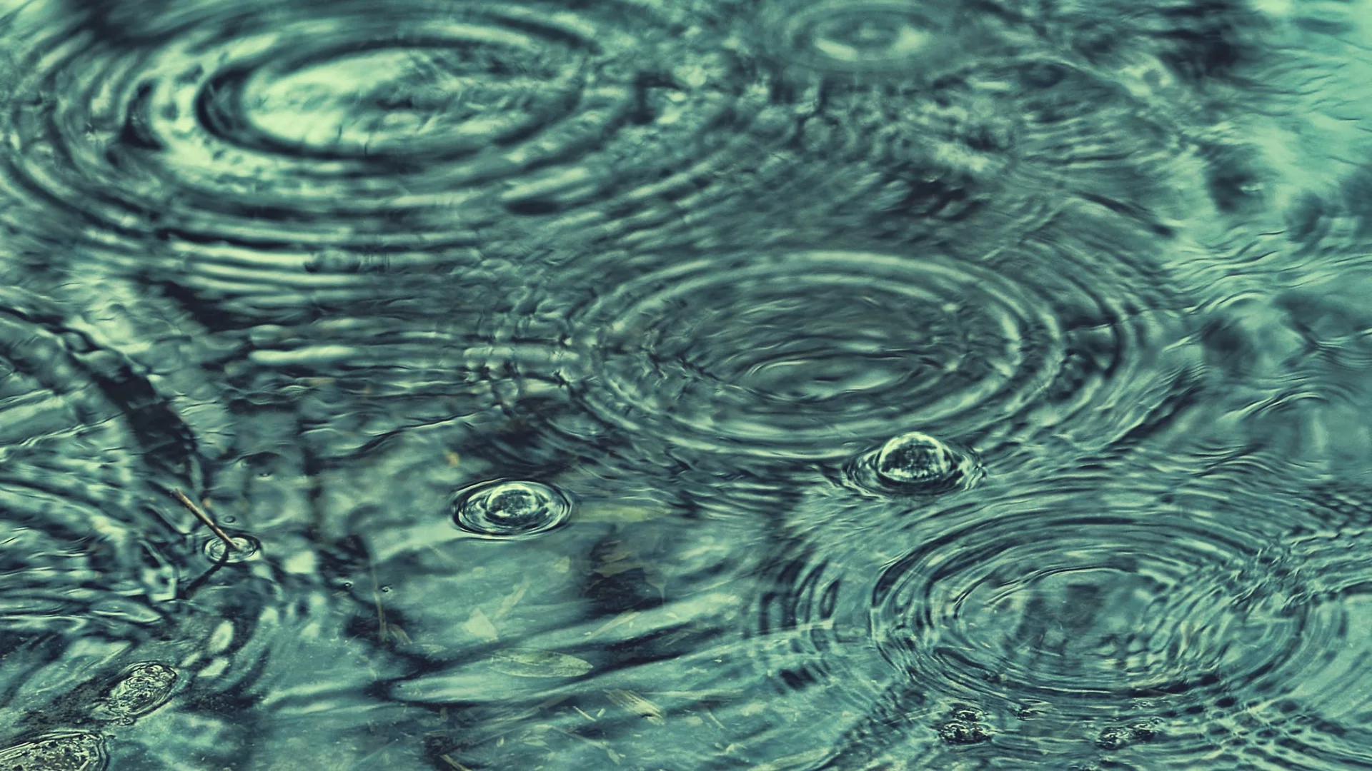 вода