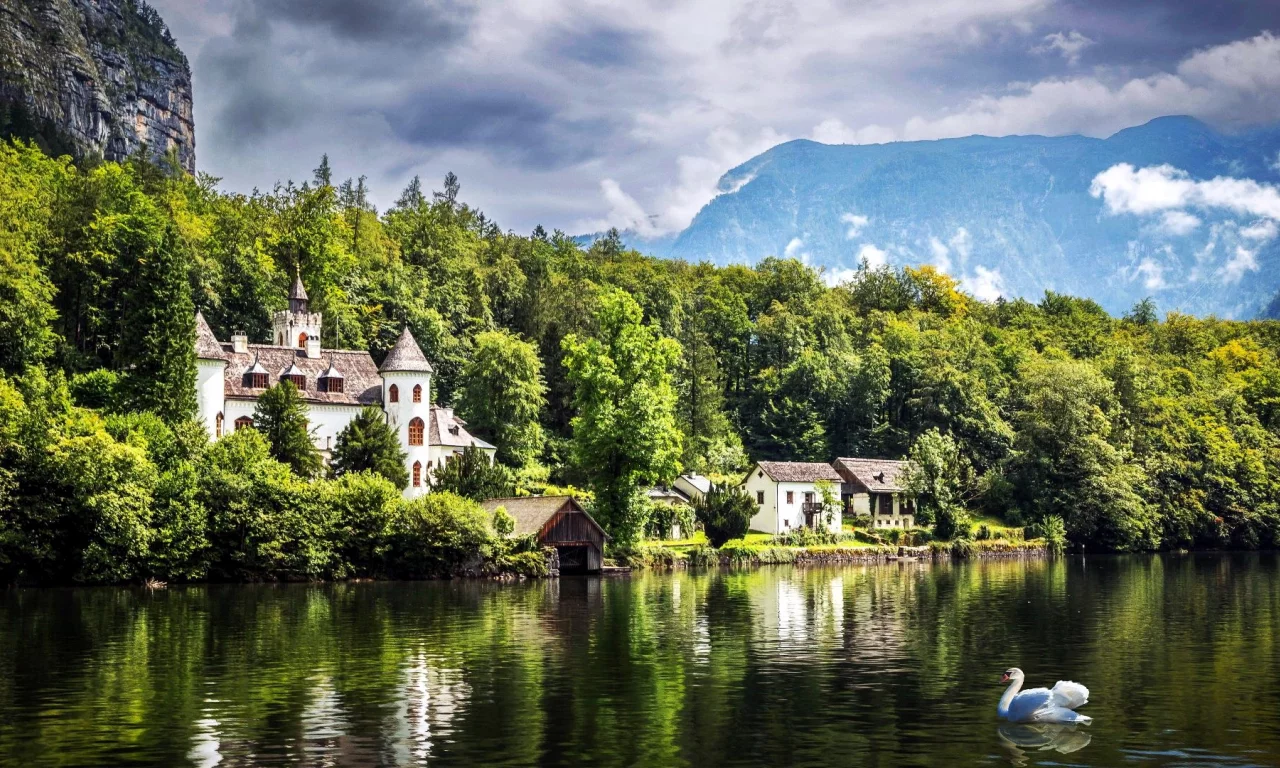 Grub Castle, Lake Hallstatt, Austria