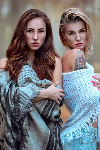 девушки