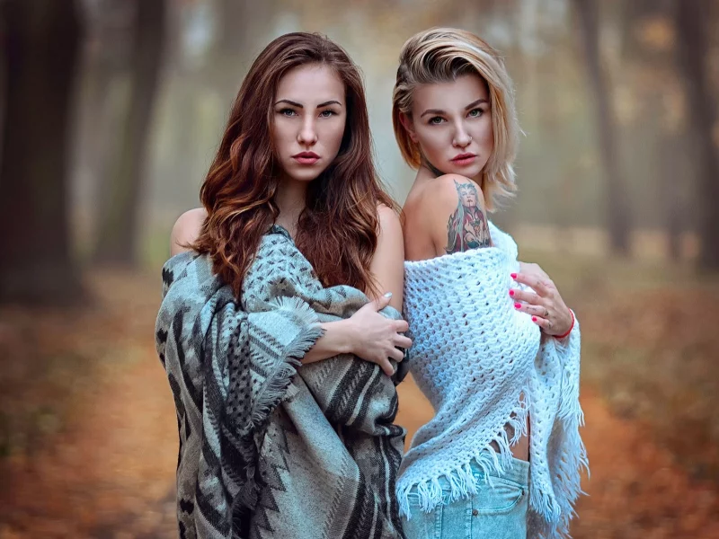 девушки
