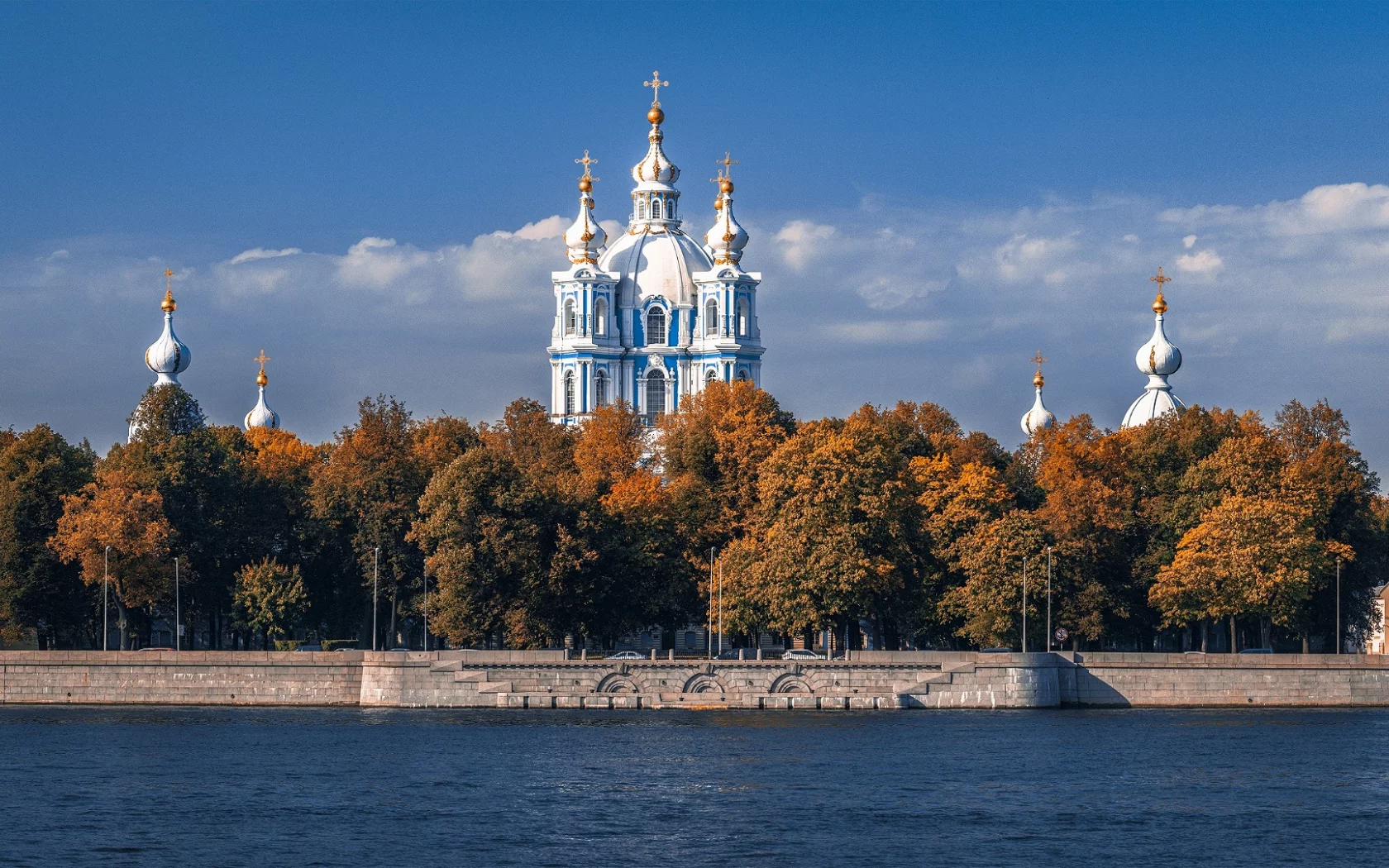 город